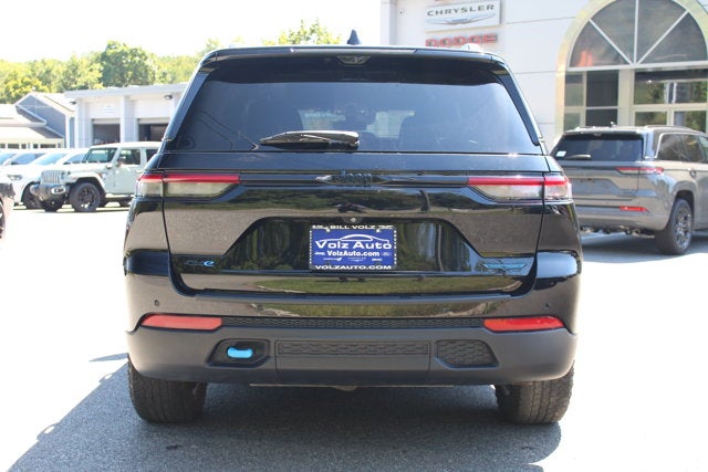 2022 Jeep Grand Cherokee 4xe Trailhawk