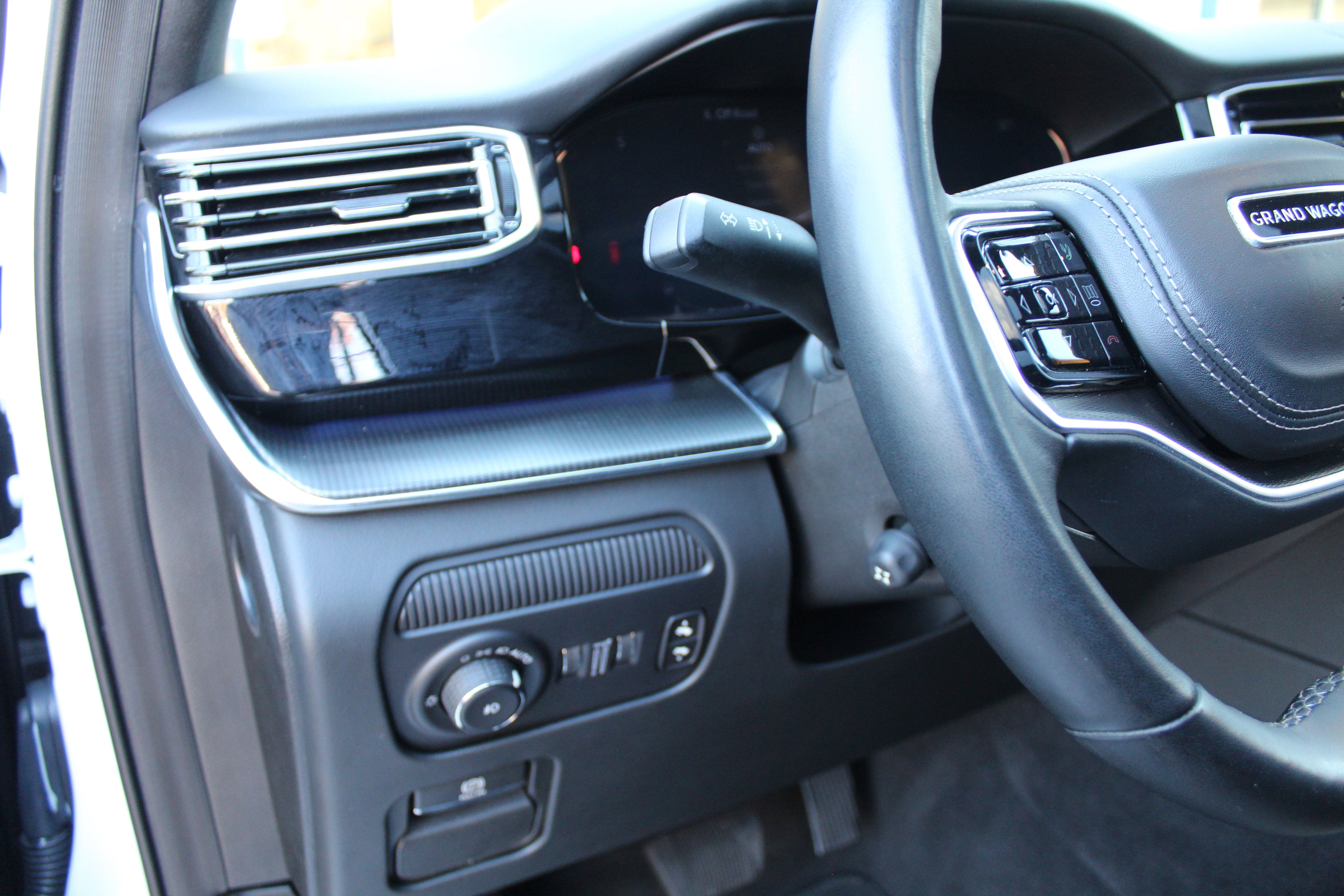 2024 Jeep Grand Wagoneer L Series II