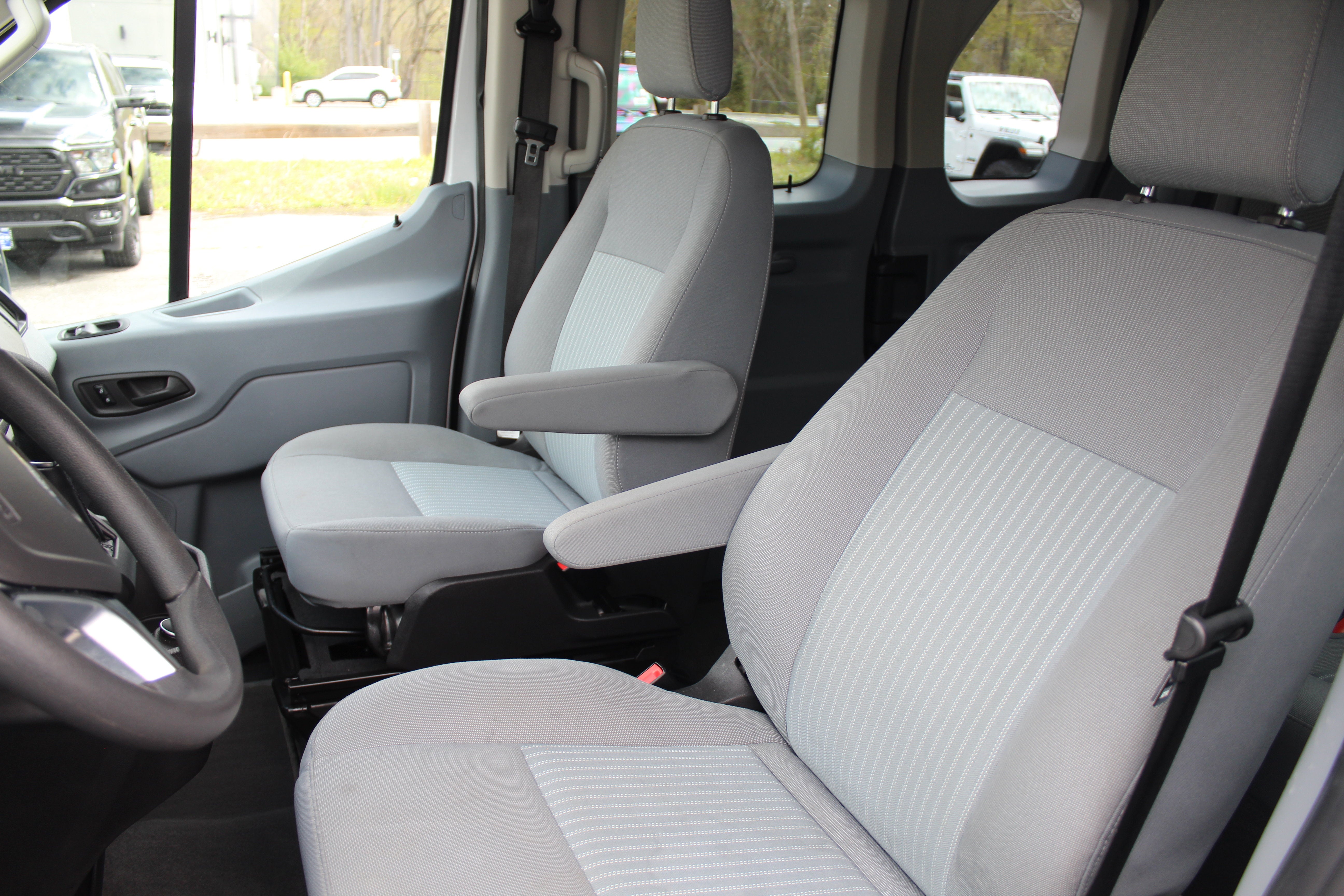 2019 Ford Transit Passenger Wagon 350 XL