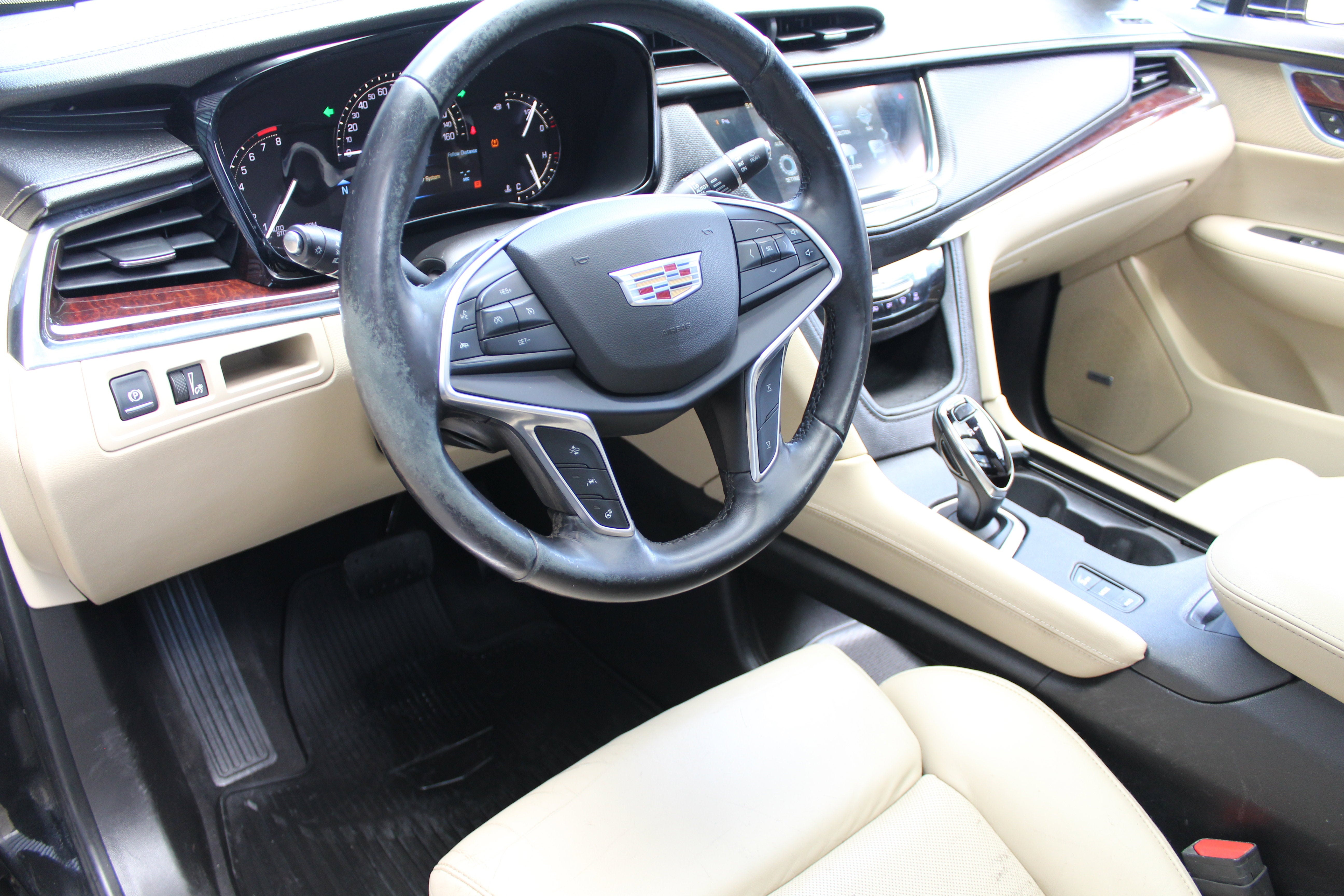 2017 Cadillac XT5 Luxury AWD