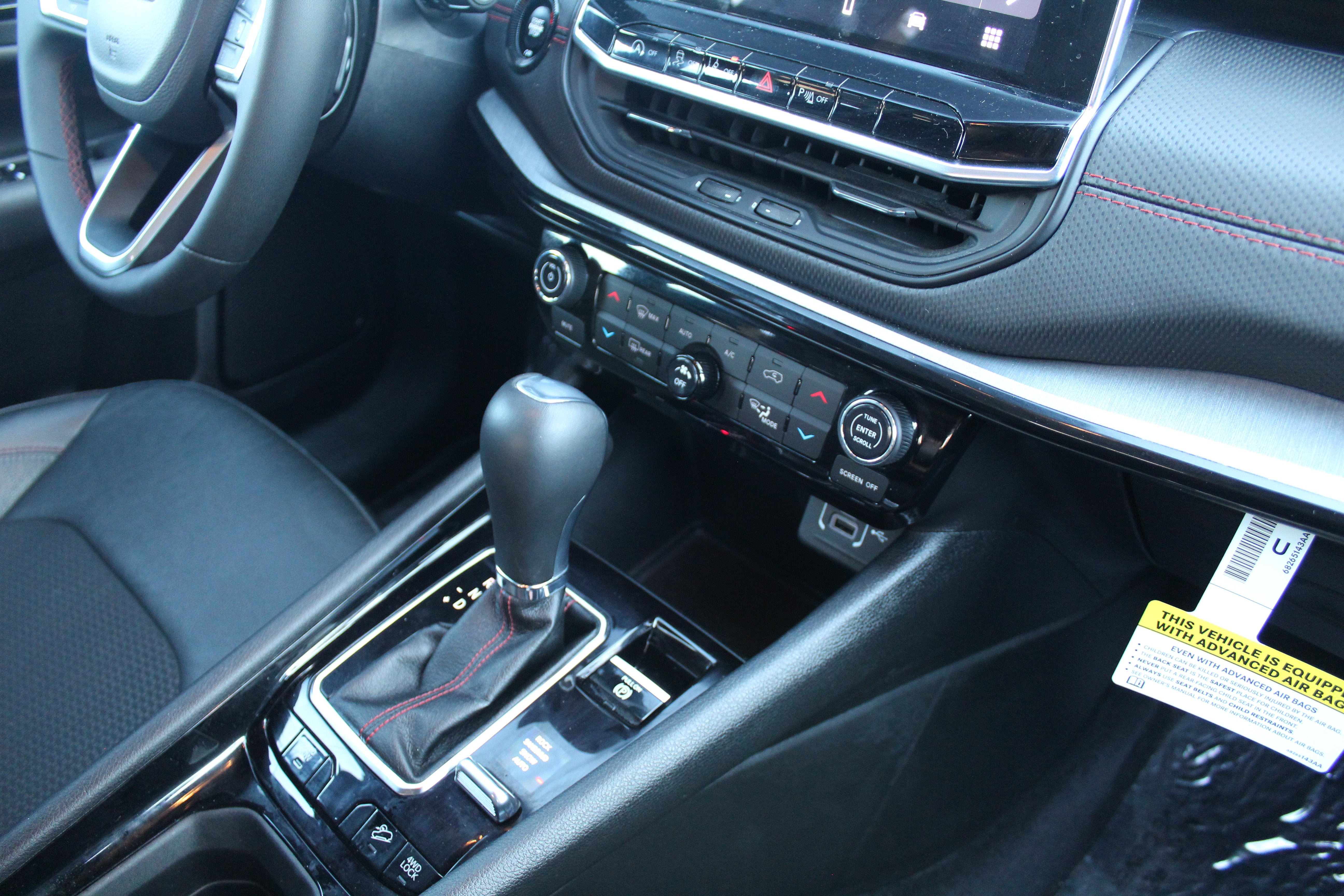 2024 Jeep Compass Trailhawk