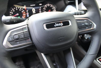 2023 Jeep Compass Latitude Lux