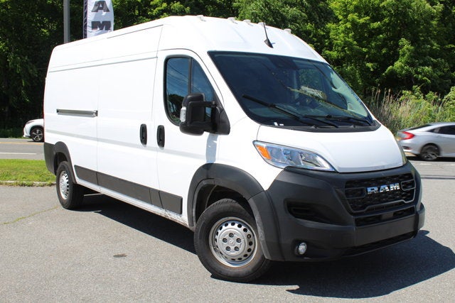 2026 RAM ProMaster Cargo Van Tradesman