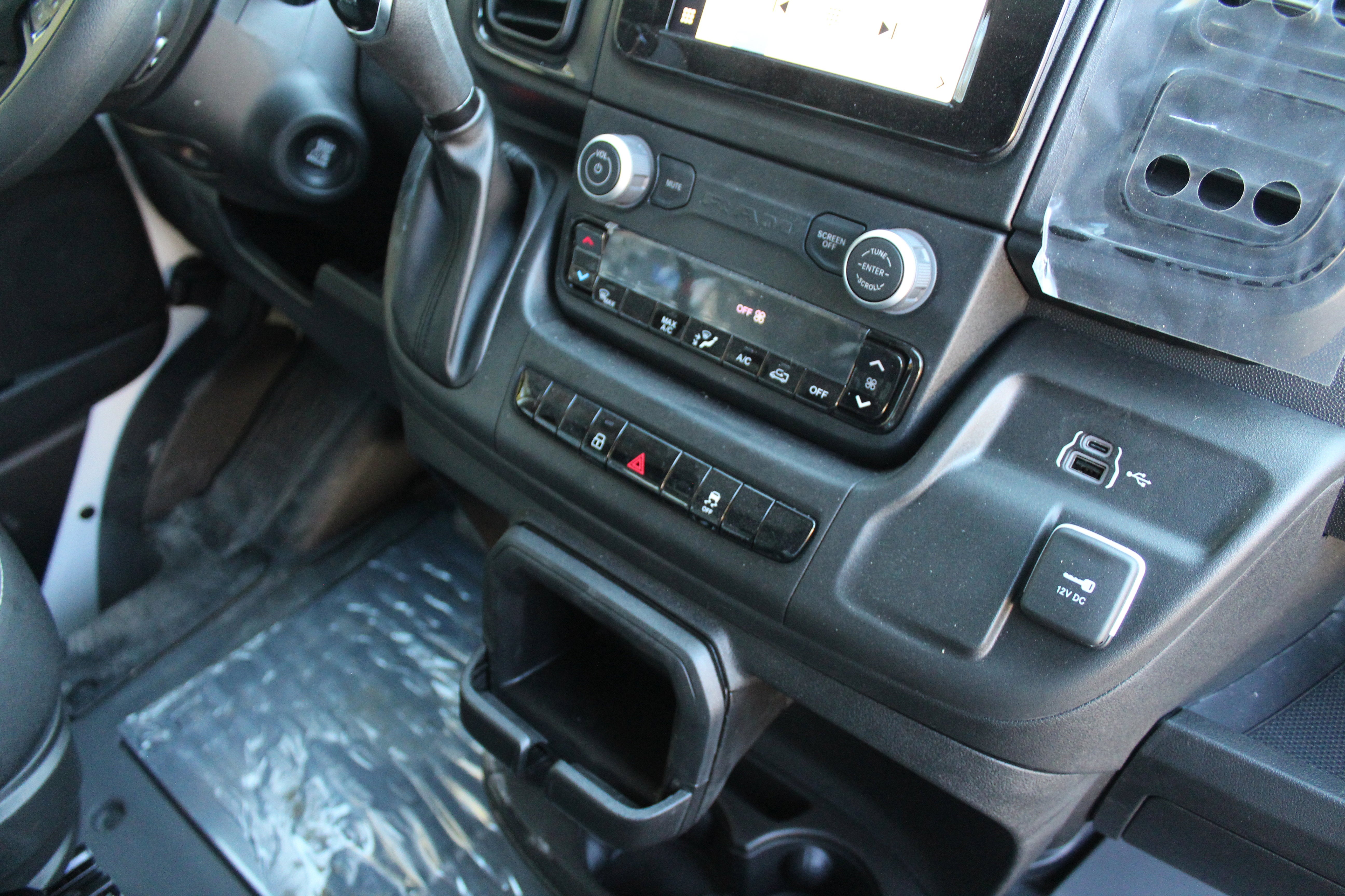 2025 RAM ProMaster Cargo Van Tradesman