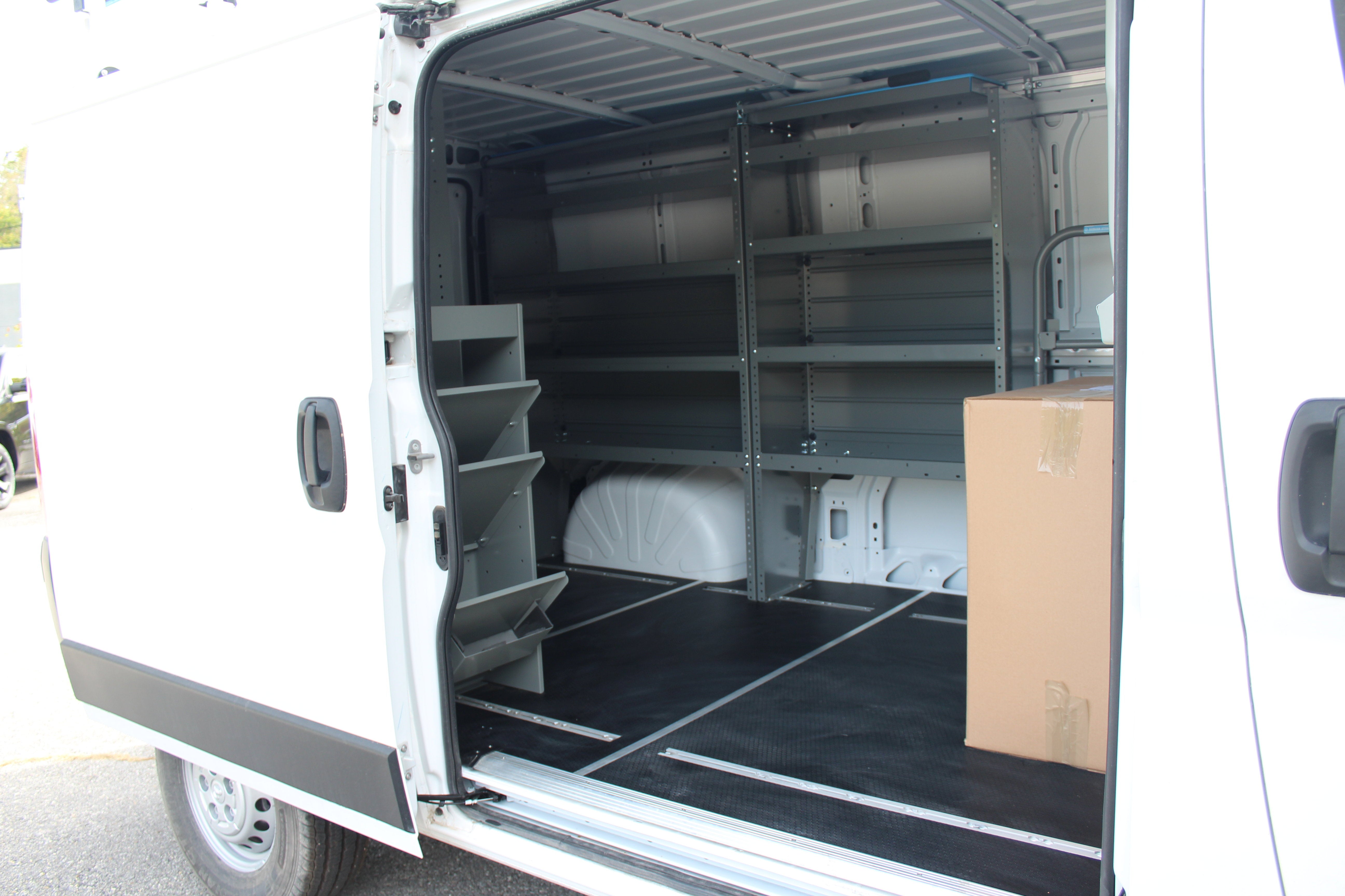 2025 RAM ProMaster Cargo Van Tradesman