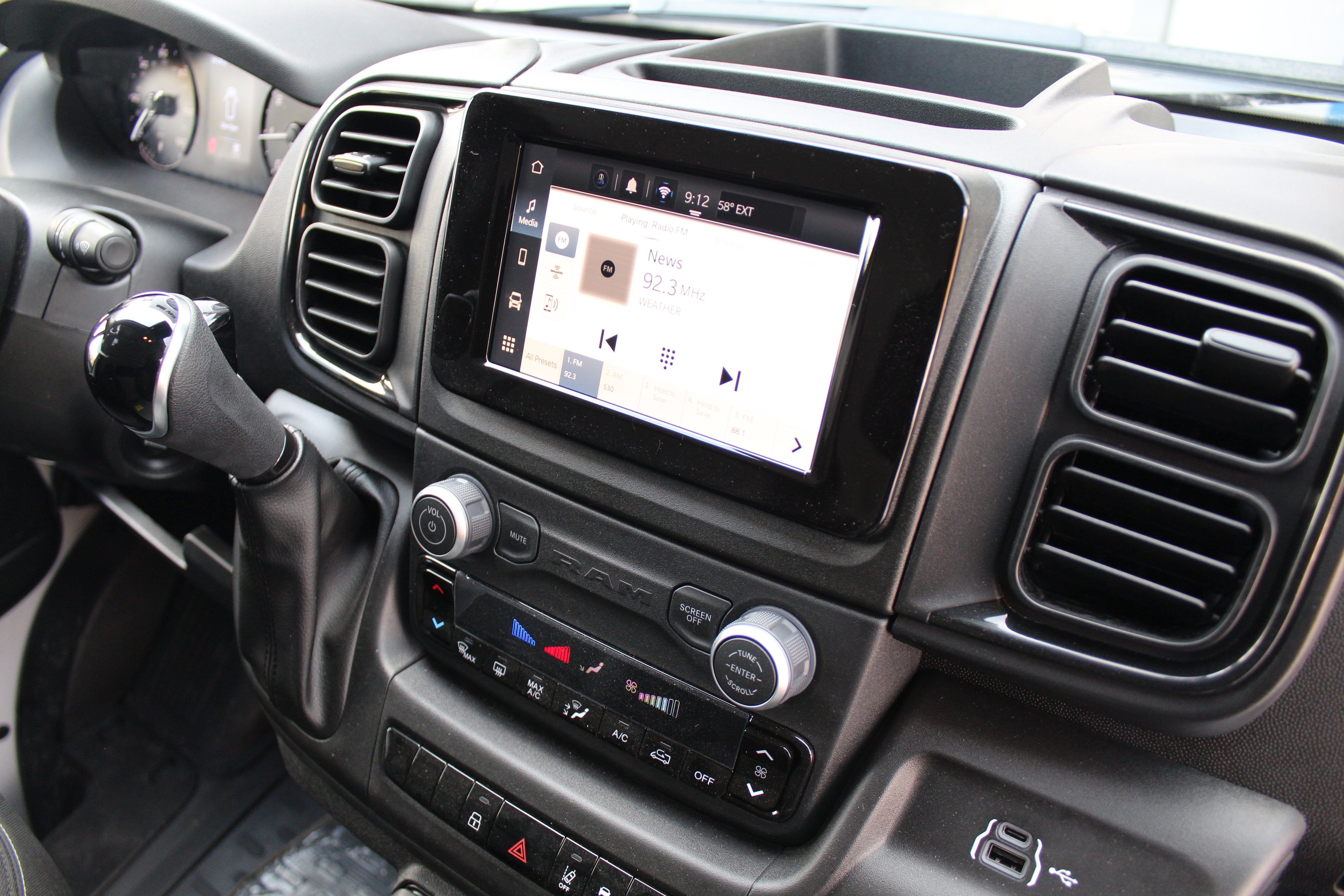 2025 RAM ProMaster Cargo Van Tradesman