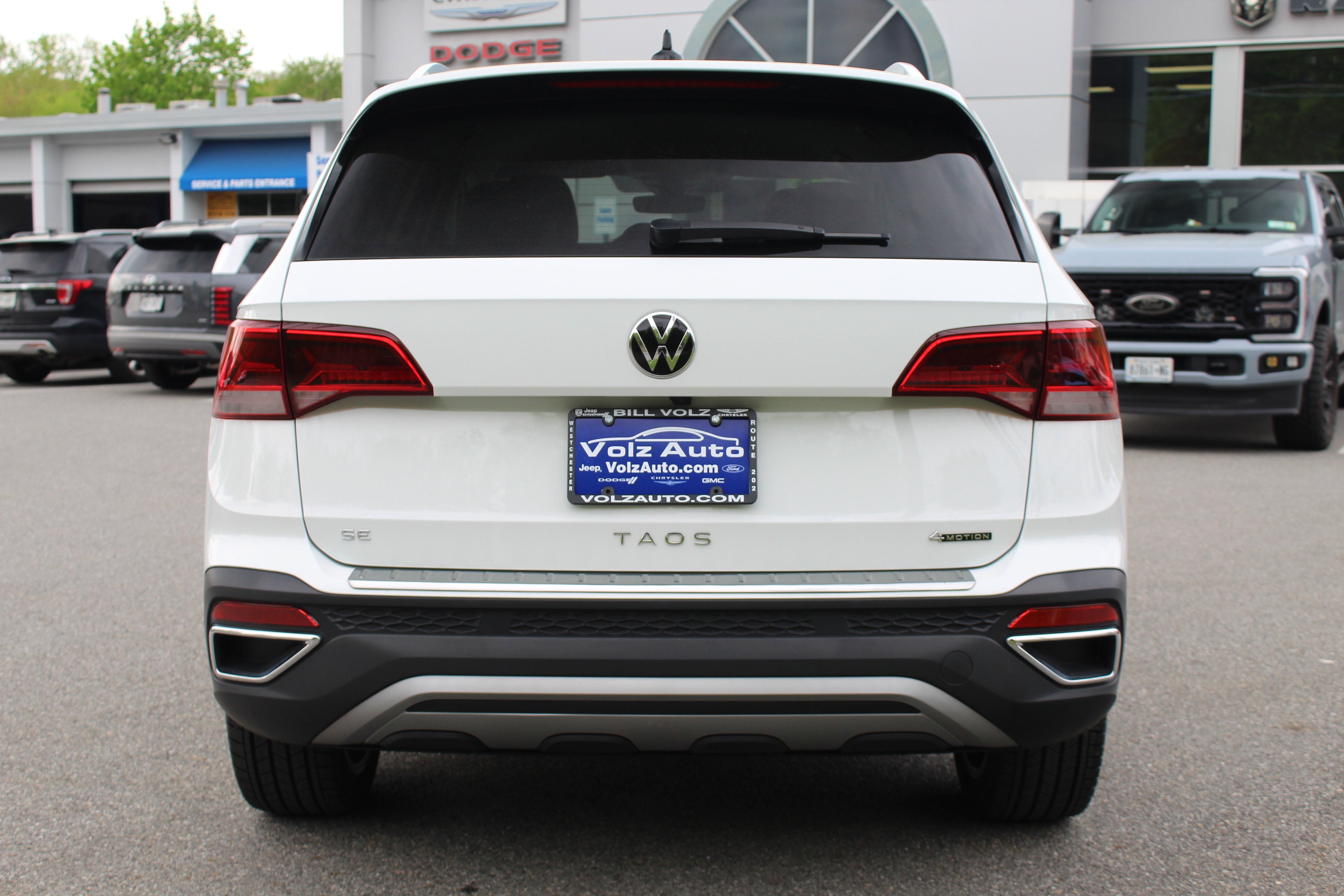 2024 Volkswagen Taos SE