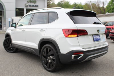 2024 Volkswagen Taos SE