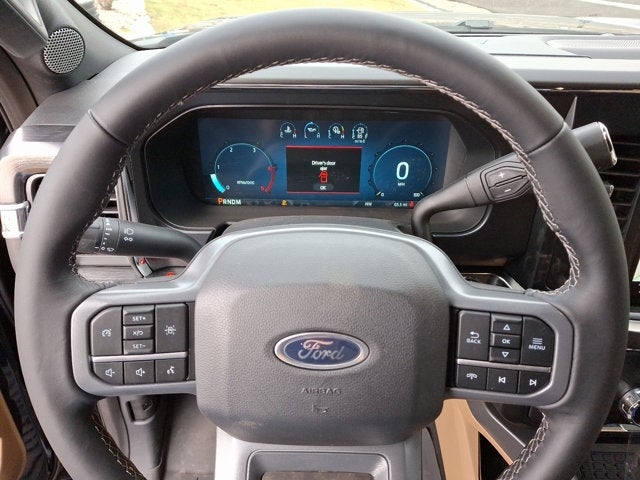 2024 Ford Super Duty F-550 DRW LARIAT