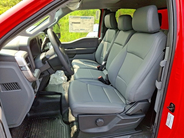 2025 Ford Super Duty F-550 DRW XL