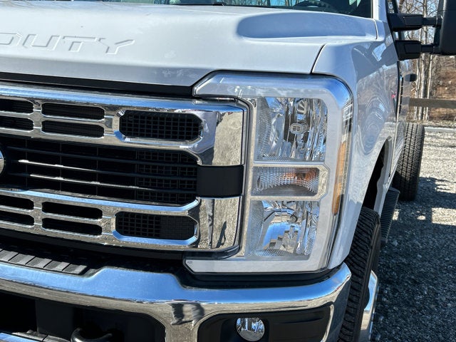2026 Ford Super Duty F-350 DRW XL