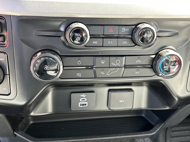 2026 Ford Super Duty F-350 DRW XL