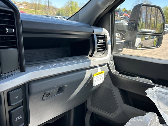 2026 Ford Super Duty F-450 DRW XL