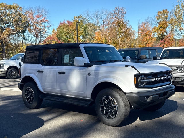 2026 Ford Bronco 4-Door Outer Banks
