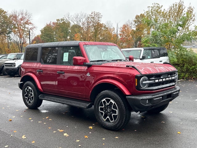 2026 Ford Bronco 4-Door Outer Banks