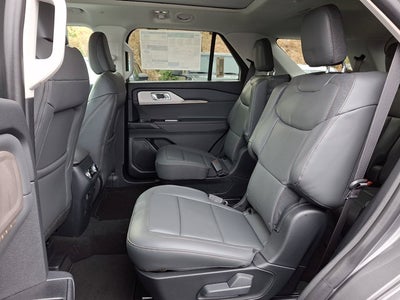 2026 Ford Explorer Active (200A)