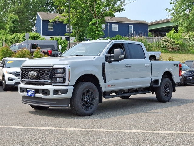 2025 Ford Super Duty F-350 SRW XLT