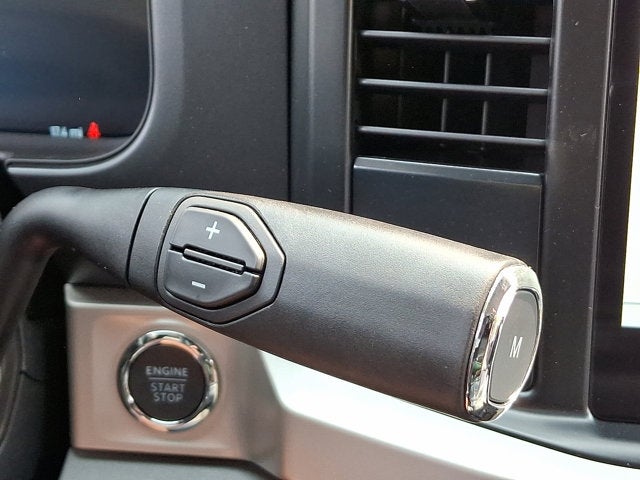 2025 Ford Super Duty F-350 SRW XLT