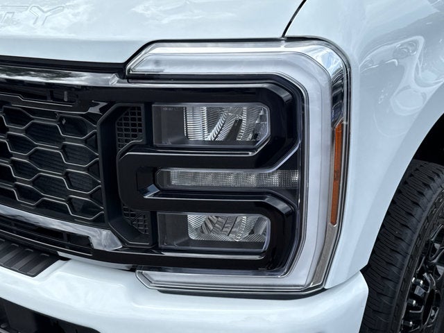 2026 Ford Super Duty F-350 SRW XLT