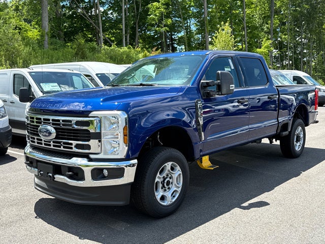 2026 Ford Super Duty F-350 SRW XLT