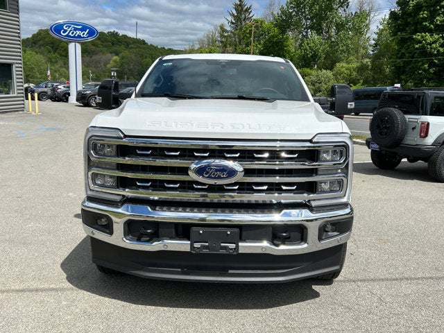 2026 Ford Super Duty F-350 SRW LARIAT