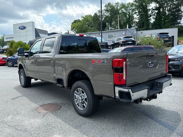 2026 Ford Super Duty F-350 SRW LARIAT
