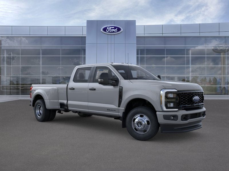 2026 Ford Super Duty F-350 DRW XL