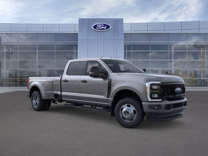 2026 Ford Super Duty F-350 DRW XL