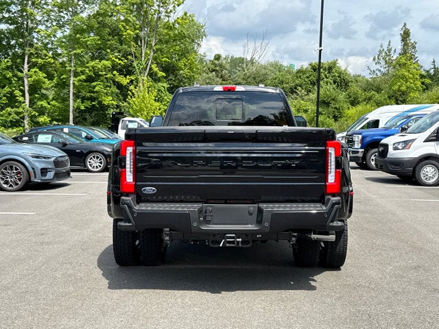 2026 Ford Super Duty F-450 DRW Platinum