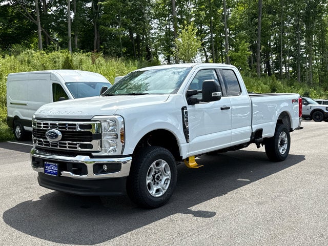 2026 Ford Super Duty F-350 SRW XLT