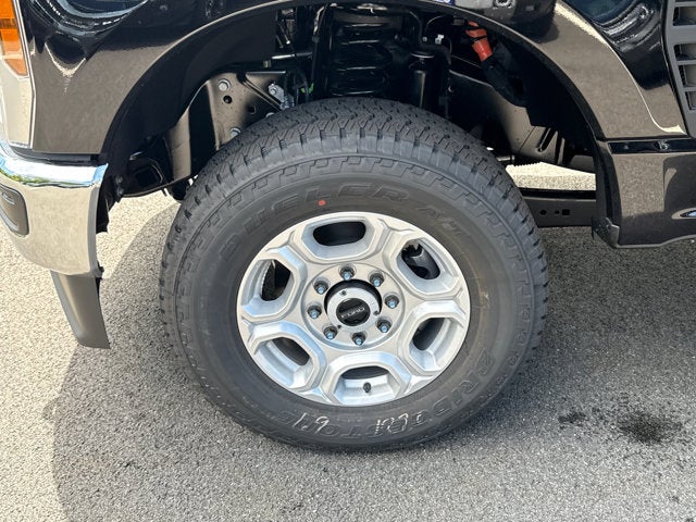 2026 Ford Super Duty F-350 SRW XLT