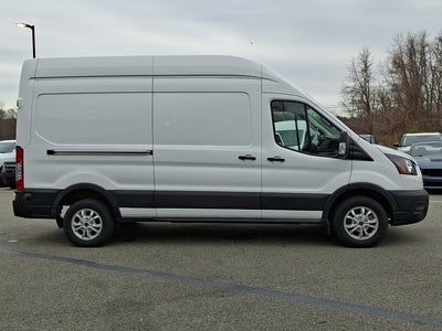 2022 Ford E-Transit Cargo Van Base