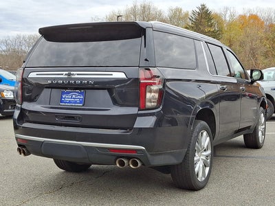 2022 Chevrolet Suburban High Country