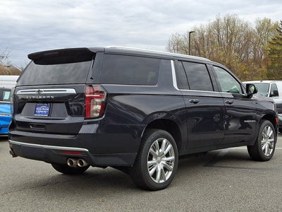 2022 Chevrolet Suburban High Country