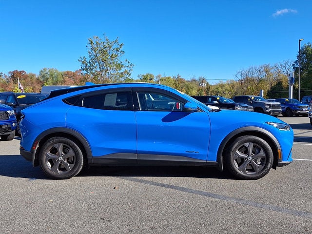 2022 Ford Mustang Mach-E Select