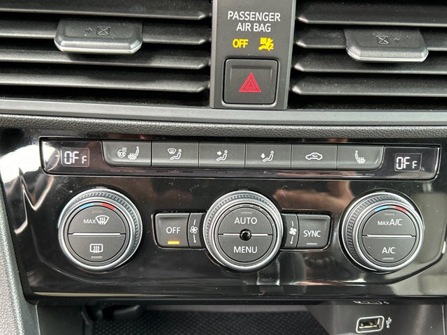 2019 Volkswagen Jetta 1.4T R-Line