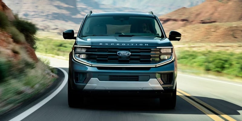 Ford Expedition driving in Brewster NY